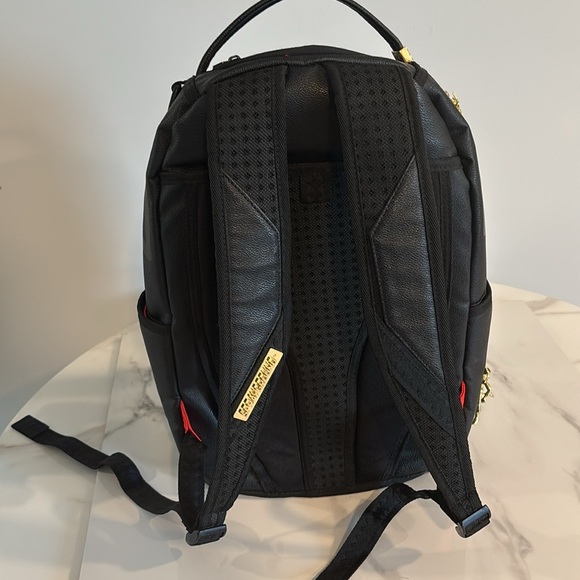 🧡 SPRAY-GROUND 11 ninja backpack - AMAZING FIND Previously used 🔥 - Picture 6 of 17
